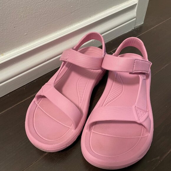 Pink Teva Hurricane Drift sandal - Picture 2 of 3